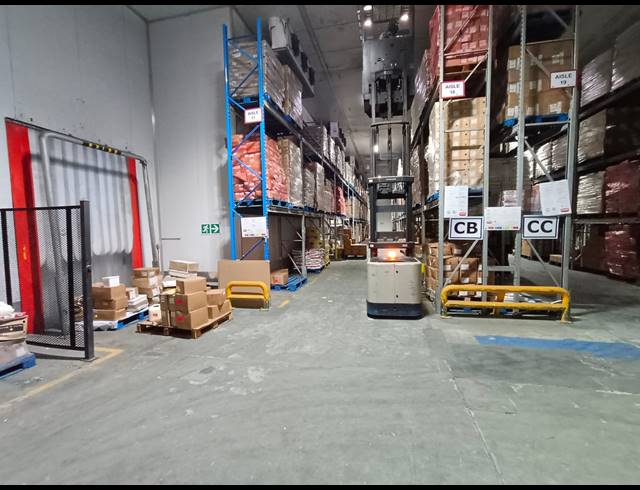 4,200M² WAREHOUSE FOR SALE IN THETA